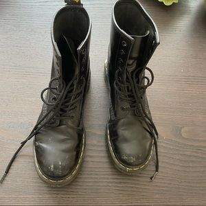 Dr. Marten’s 1460 boots